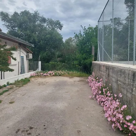 Yiayia's Tatil Evi Lygia (Lefkada)