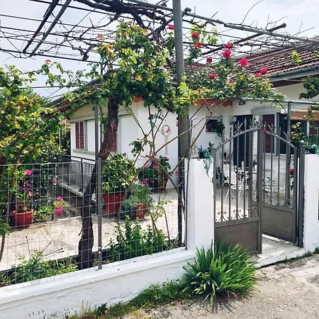Yiayia's Tatil Evi