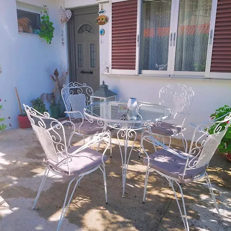 Yiayia's Tatil Evi *